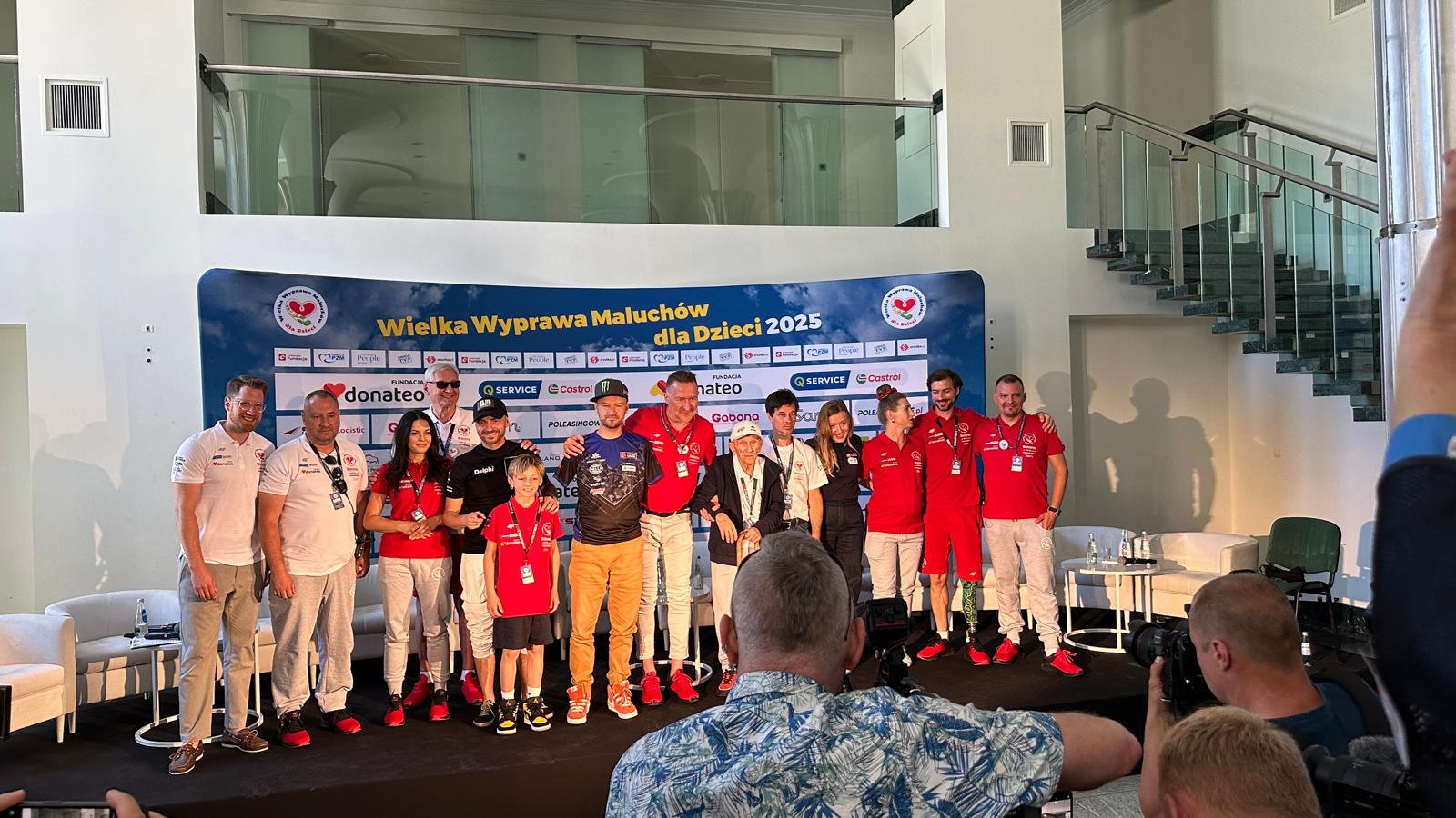 Wielka Wyprawa Maluchów wystartowała. „Jest gorąco i duszno, ale jedziemy!”